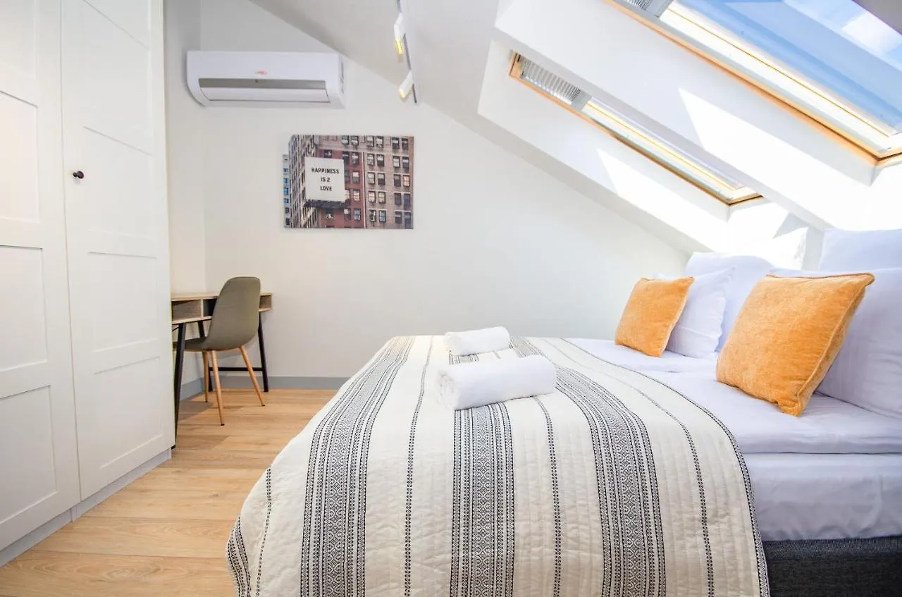 Inpoint Old Town Apartments Cracovia