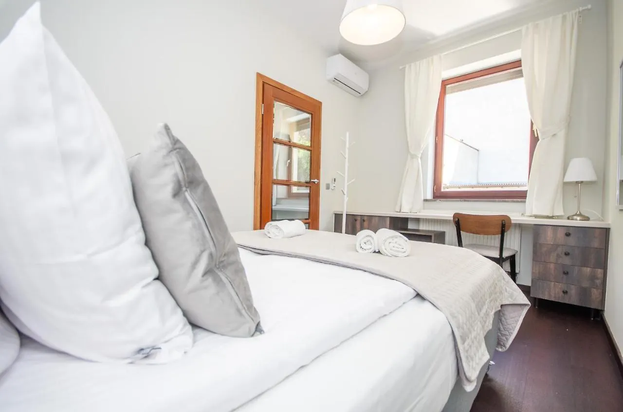 Inpoint Old Town Apartments Cracovia