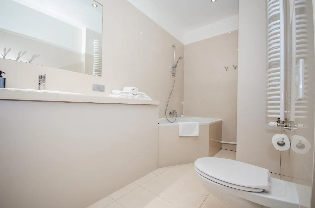 Inpoint Old Town Apartments Cracovia